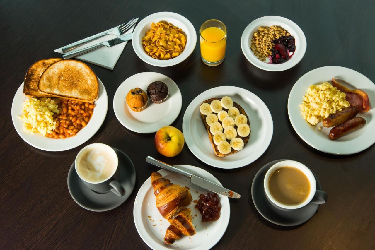 Holiday Inn Express Dunfermline By Ihg Eksteriør billede